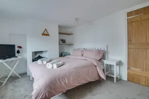 2 Bed in Aldeburgh oc-fsh - Image 4