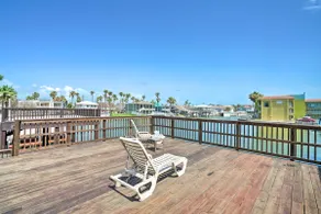 Updated Fiesta Isles Condo w/ Bay Views & Pool! - Image 2