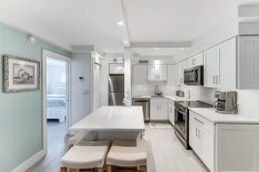 Coastal Downtown Naples Condo - Walk to the Beach! - Image 2