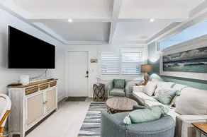Coastal Downtown Naples Condo - Walk to the Beach! - Image 4
