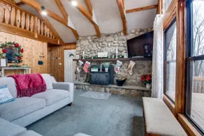 NY! Afsondret Poconos-kabine m / stor basfaciliteter! - Image 4