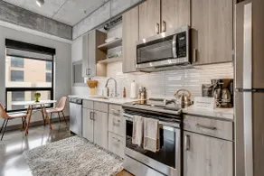 Minnestay * City Loft 56 ★ Boucle Nord ★ Restaurants-Shopping-Café ★ Downtown Mpls ★ - Image 2