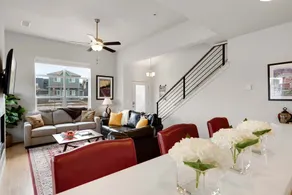 Modern Townhome Steps from the Brewery District! - Image 5