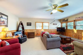 Lakefront Dog-Friendly Oasis with Kayaks & Beach - Image 5