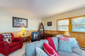 Lakefront Dog-Friendly Oasis with Kayaks & Beach - Image 3
