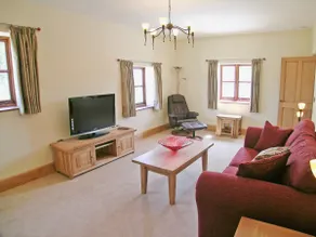 Orchard House - Image 4