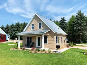 The Farmhouse - Image 3