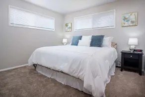 Single Level, Short Walk to MAX, New Renovation - Image 5