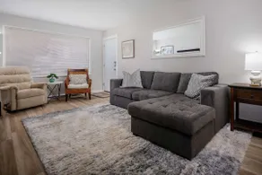 Single Level, Short Walk to MAX, New Renovation - Image 3