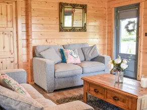 Cedar Lodge - UK30008 - Image 4