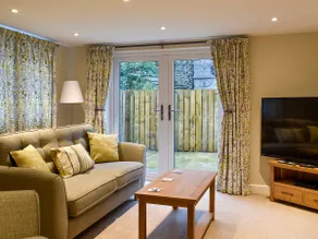 May Cottage - Uk12970 - Image 2