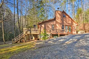 Blue Ridge Mtns Creekside Cabin w/ Hot Tub + Pier! - Image 2