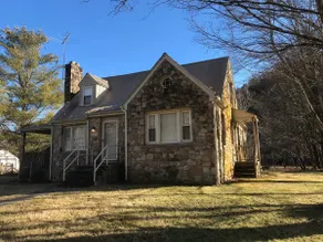Creeper Trail|King Bed|Pets OK|AT|Grayson|Home - Image 2