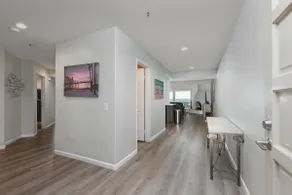 Gorgeous Large 3 Bedroom Direct Oceanfront - Image 2