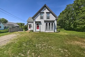 Near Lakes, Bay & Trails! Historic Waldoboro Gem - Image 3