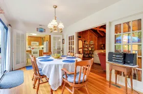 Irish Mist ~ Family Home, Gas Fireplace, Year-round Dock, Dog-Friendly! - Image 4