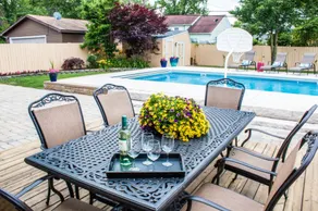 Neu gelistete wunderschöne New Buffalo Cottage in der Nähe der Innenstadt mit Association Pool! - Image 3
