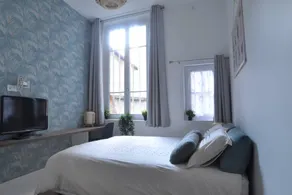 trendy flat-lyon centre-hotel de ville - Image 4