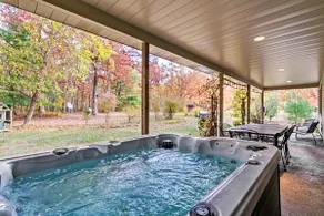 Dog-Friendly Cottage with Hot Tub & Lake Access - Image 4