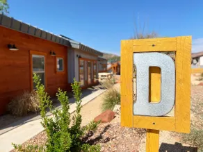 Kanab Rooftop Views, Pool & Hot Tub near Zion, Br - Image 2