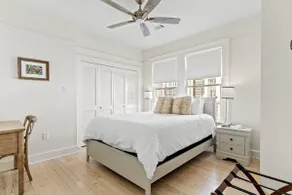 Dette hus er et 3 soveværelse, 2 badeværelser, der ligger i New Orleans, LA. - Image 3