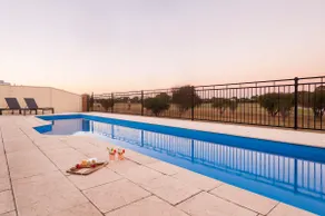 Ceol Na Mara Luxury Pool Escape with Golf Views - Image 3