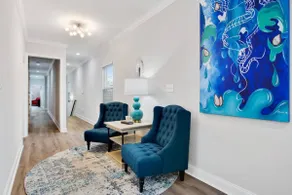 Spacious New Home Ideal for Group - Near the FQ - Image 2