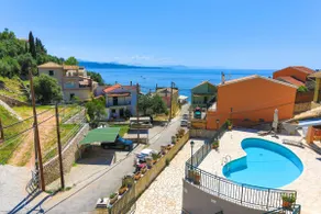 Villa Dora: Pool, 50m from the beach - Image 4