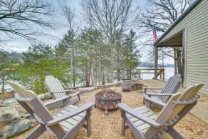 'Water’s Edge': Home on Shore of Beaver Lake! - Image 2