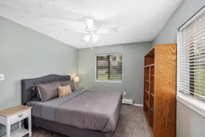 Charming 2-unit retreat in Rockford - Image 4
