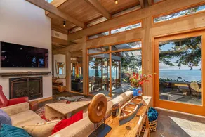 North Coast Sanctuary ~ Custom Home mit Meerblick, Decks, Terrassen und Whirlpool - Image 4