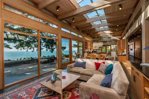North Coast Sanctuary ~ Custom Home mit Meerblick, Decks, Terrassen und Whirlpool - Image 3