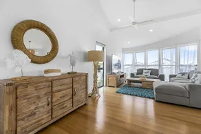 Stunning Beach Front Villa At Castaway Cove - Image 2