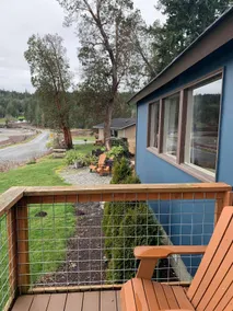 John Wayne's Waterfront Resort - Image 5