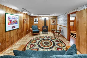 3BR Bungalow: Near Outdoor Adventures & Shopping! - Image 2