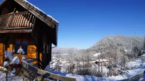 Independent chalet with Jacuzzi Private Sauna - Image 3