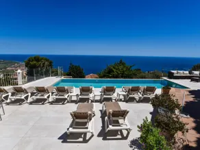 Villa con Jacuzzi, piscina, sauna y vistas al mar - Image 2