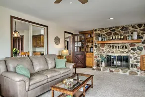 ¡NUEVO! Wisconsin River Valley Farmhouse w / Vistas! - Image 2