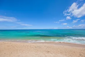 Hawaii Oceanfront Beach House Paradise on the - Image 4