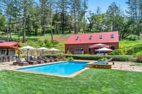 Sustainable Luxury Barn - Secluded Sonoma Retreat! - Image 2