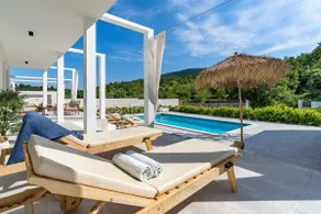 Villa Zen mit privatem 32 qm Pool, Sommerküche, 7 km vom Strand entfernt - Image 3