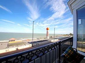 Dreamers View - Image 2
