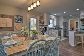 Large Lavonia Home w/ Party Dock on Lake Hartwell! - Image 4