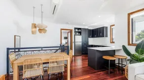 Tropical Escape a Sunshine Beach Retreat - Image 3