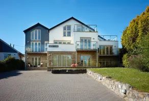 6 Sandy Lane - Image 5