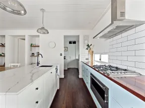 Maison Bleue Ocean Views and Beachside Family Fun - Image 3
