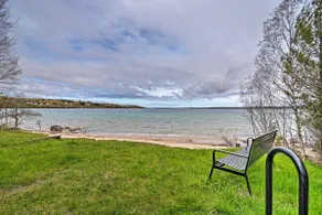 NEU! Lake Charlevoix Pet-Friendly Cabin Getaway! - Image 4