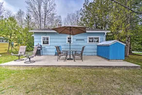 NEU! Lake Charlevoix Pet-Friendly Cabin Getaway! - Image 3