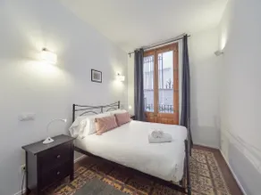Alessandra Ramblas Elegant Central Apt - Image 3