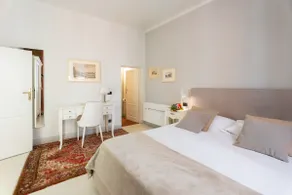 Cozy Apartment in the City Center - Image 2